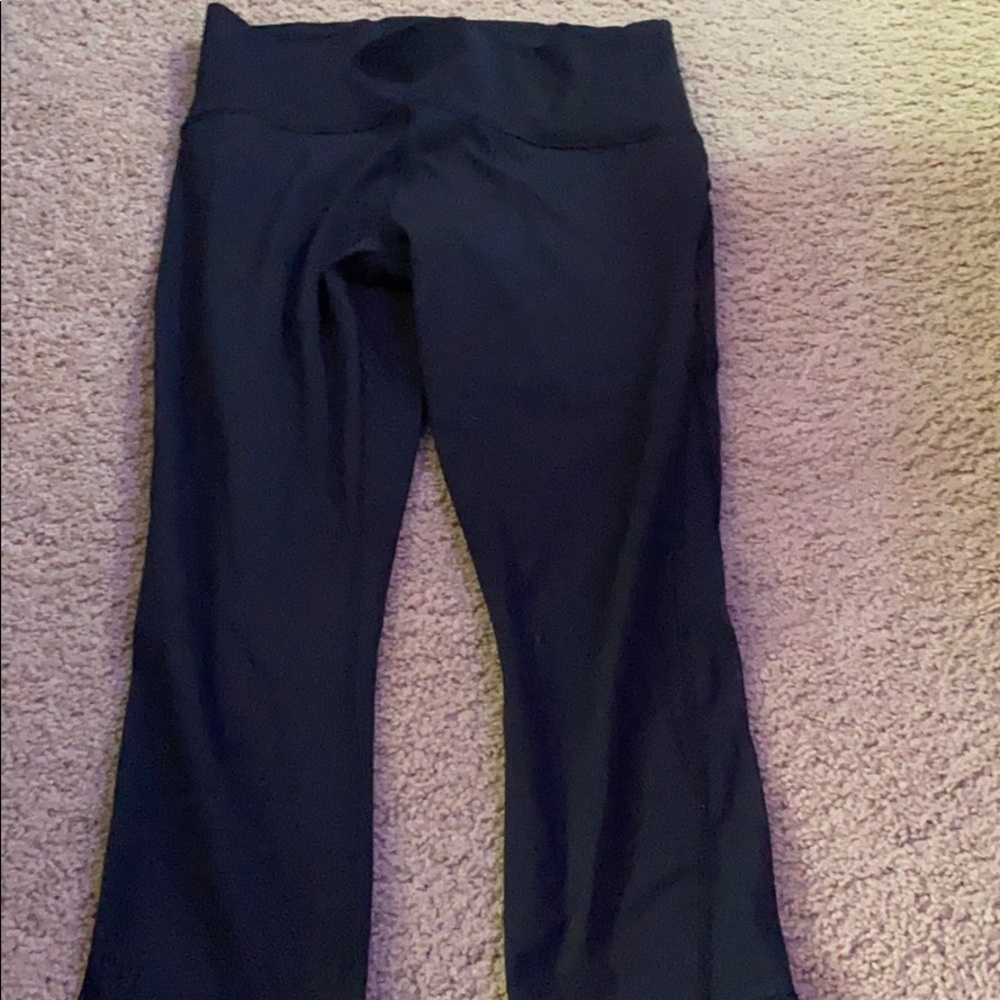 Lululemon 25” Mesh Pant size 10
